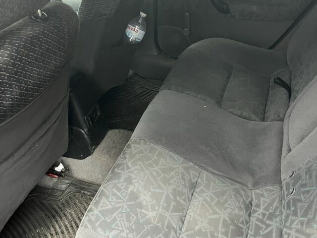 Серый Опель Вектра, объемом двигателя 1.6 л и пробегом 480 тыс. км за 1800 $, фото 6 на Automoto.ua