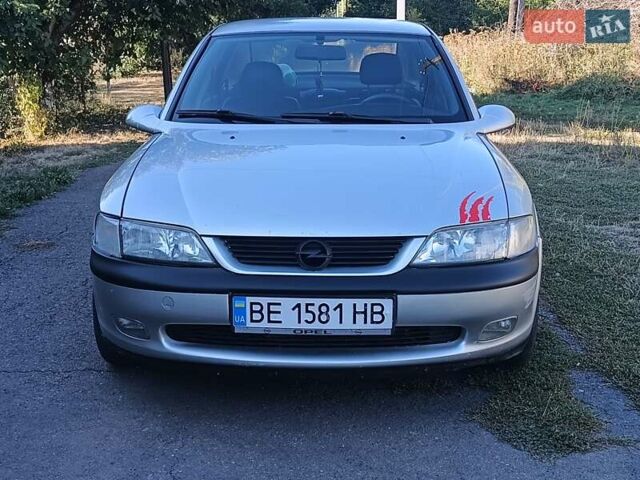 Сірий Опель Вектра, об'ємом двигуна 1.6 л та пробігом 351 тис. км за 2600 $, фото 1 на Automoto.ua