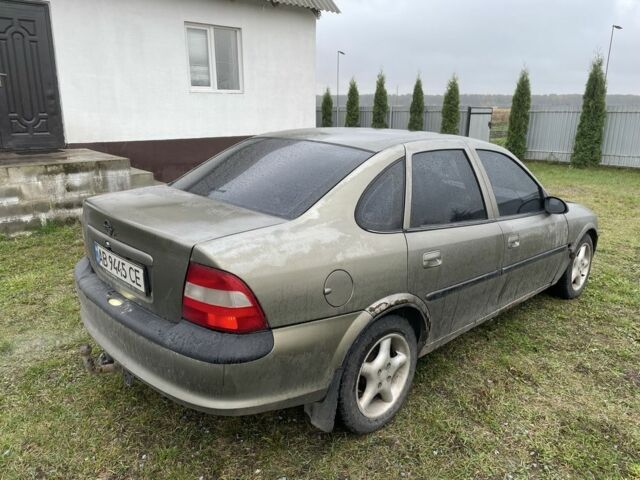 Сірий Опель Вектра, об'ємом двигуна 1.8 л та пробігом 500 тис. км за 800 $, фото 4 на Automoto.ua