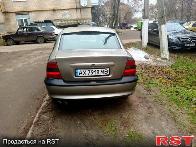 Серый Опель Вектра, объемом двигателя 1.8 л и пробегом 0 тыс. км за 2600 $, фото 2 на Automoto.ua