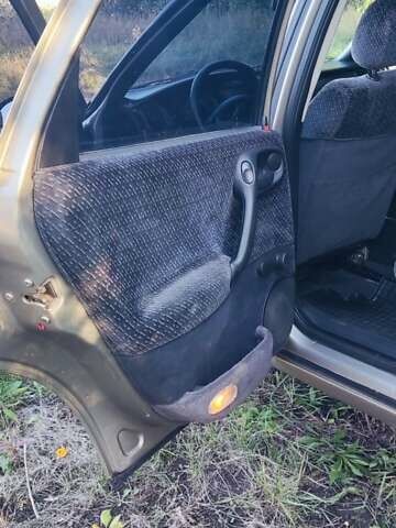 Серый Опель Вектра, объемом двигателя 2 л и пробегом 300 тыс. км за 2000 $, фото 5 на Automoto.ua