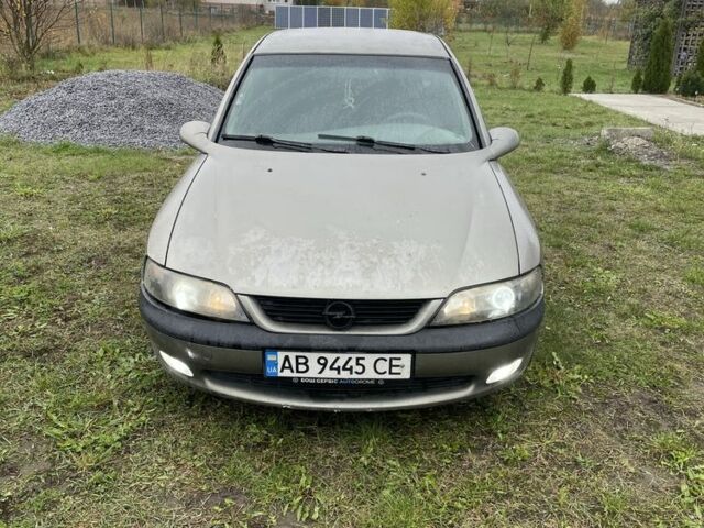 Сірий Опель Вектра, об'ємом двигуна 1.8 л та пробігом 500 тис. км за 800 $, фото 1 на Automoto.ua