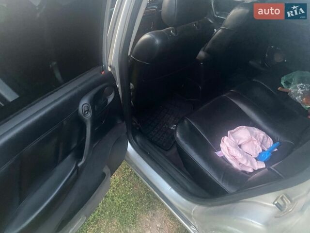 Сірий Опель Вектра, об'ємом двигуна 2 л та пробігом 323 тис. км за 2300 $, фото 6 на Automoto.ua