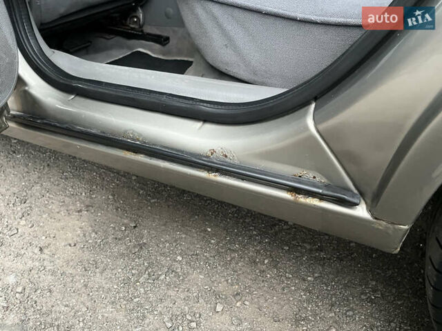 Сірий Опель Вектра, об'ємом двигуна 1.6 л та пробігом 284 тис. км за 3200 $, фото 27 на Automoto.ua