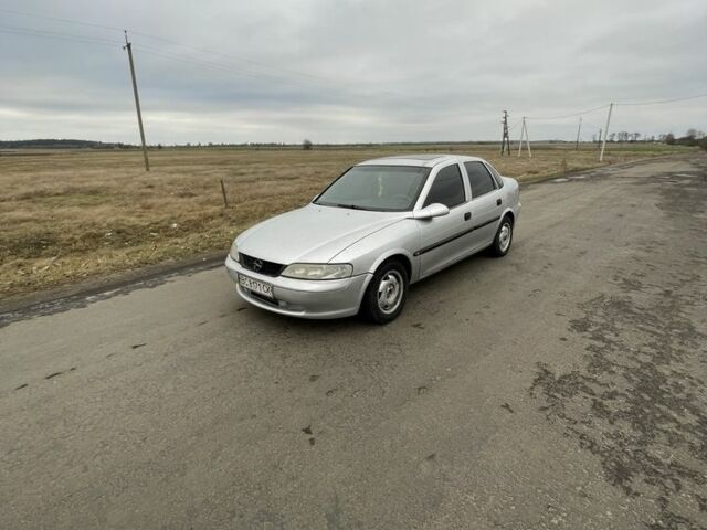 Серый Опель Вектра, объемом двигателя 1.6 л и пробегом 213 тыс. км за 1500 $, фото 2 на Automoto.ua