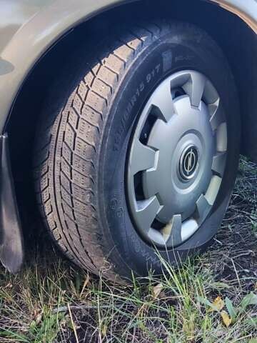 Серый Опель Вектра, объемом двигателя 2 л и пробегом 300 тыс. км за 2000 $, фото 8 на Automoto.ua