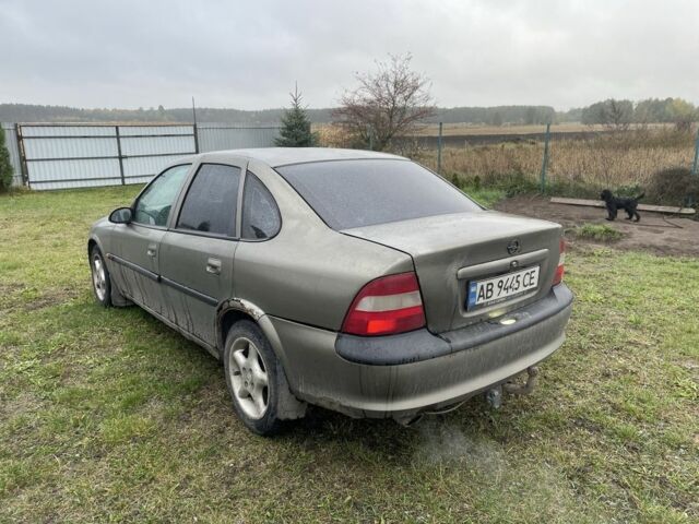 Сірий Опель Вектра, об'ємом двигуна 1.8 л та пробігом 500 тис. км за 800 $, фото 2 на Automoto.ua