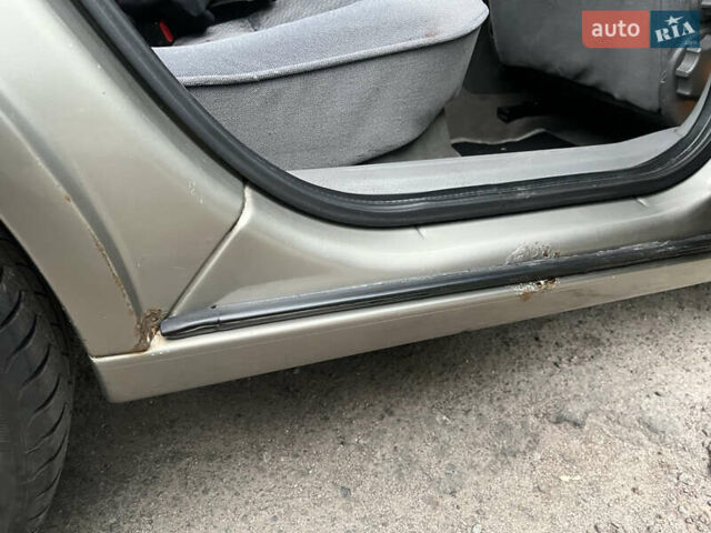 Сірий Опель Вектра, об'ємом двигуна 1.6 л та пробігом 284 тис. км за 3200 $, фото 11 на Automoto.ua