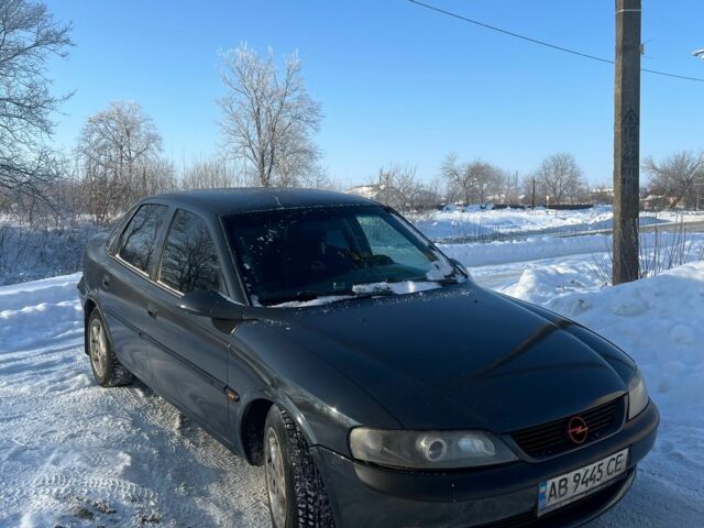 Серый Опель Вектра, объемом двигателя 1.8 л и пробегом 600 тыс. км за 2200 $, фото 3 на Automoto.ua