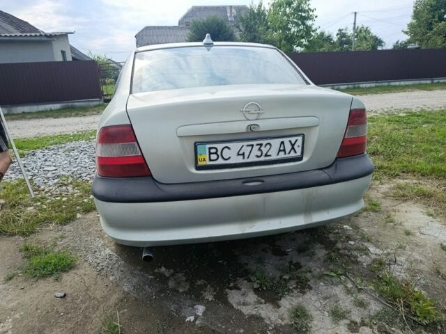 Сірий Опель Вектра, об'ємом двигуна 1.8 л та пробігом 326 тис. км за 1450 $, фото 3 на Automoto.ua