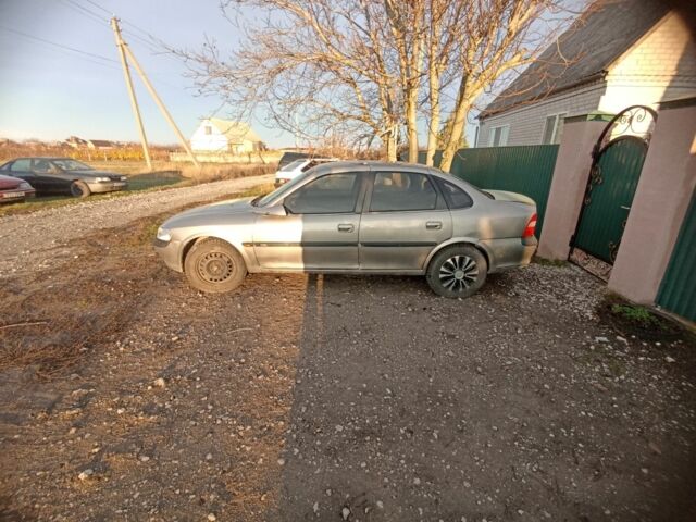 Серый Опель Вектра, объемом двигателя 2 л и пробегом 250 тыс. км за 1350 $, фото 2 на Automoto.ua