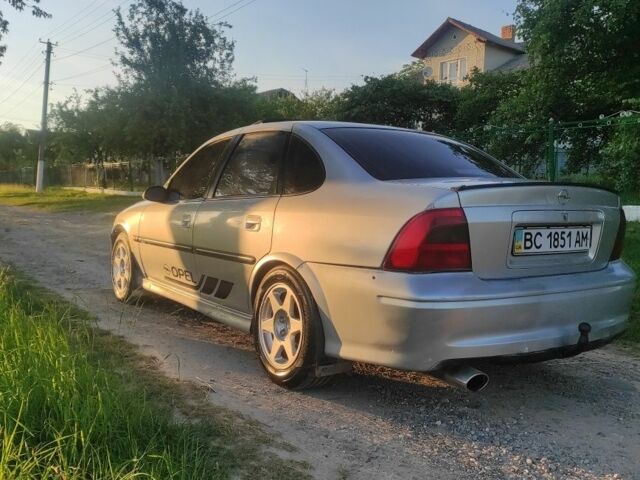 Серый Опель Вектра, объемом двигателя 0 л и пробегом 2 тыс. км за 2800 $, фото 4 на Automoto.ua