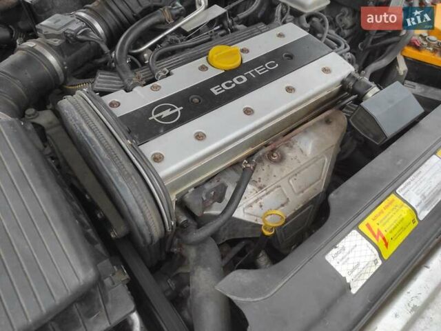 Серый Опель Вектра, объемом двигателя 2 л и пробегом 292 тыс. км за 1900 $, фото 26 на Automoto.ua