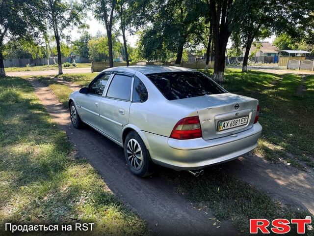 Опель Вектра 1997 в Первомайском на Automoto.ua Серый Опель Вектра, объемом двигателя 2 л и пробегом 200 тыс. км за 2299 $, фото 2 на Automoto.ua