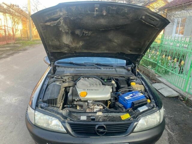 Серый Опель Вектра, объемом двигателя 0 л и пробегом 250 тыс. км за 2500 $, фото 5 на Automoto.ua