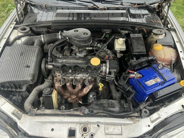 Серый Опель Вектра, объемом двигателя 1.6 л и пробегом 410 тыс. км за 1700 $, фото 5 на Automoto.ua