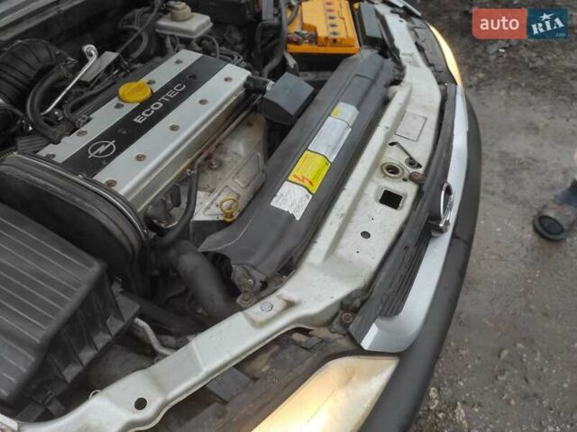 Серый Опель Вектра, объемом двигателя 2 л и пробегом 292 тыс. км за 1900 $, фото 27 на Automoto.ua