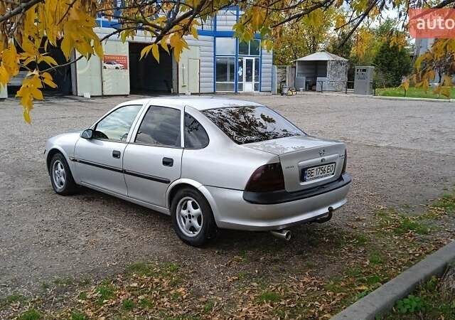 Опель Вектра 1997 в Вознесенске на Automoto.ua Серый Опель Вектра, объемом двигателя 1.6 л и пробегом 30 тыс. км за 2500 $, фото 3 на Automoto.ua