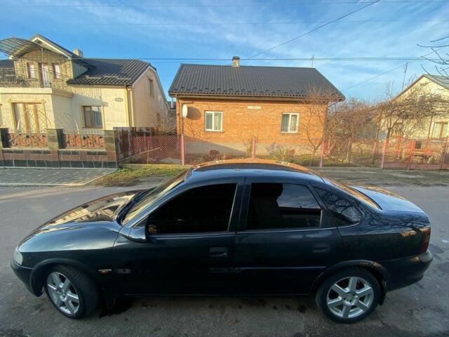 Серый Опель Вектра, объемом двигателя 0 л и пробегом 250 тыс. км за 2500 $, фото 2 на Automoto.ua