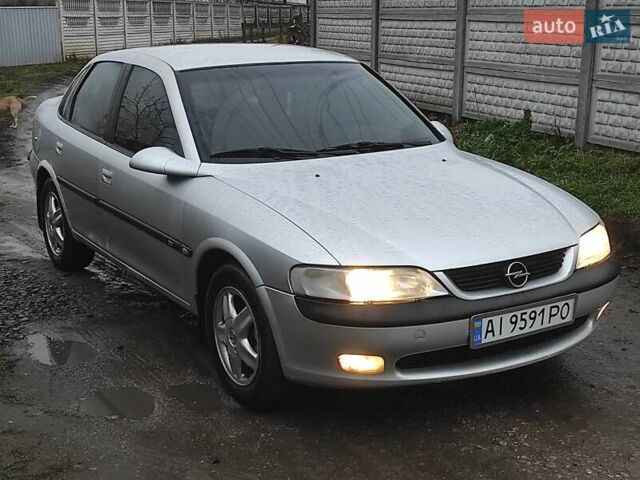 Серый Опель Вектра, объемом двигателя 2 л и пробегом 292 тыс. км за 1900 $, фото 7 на Automoto.ua