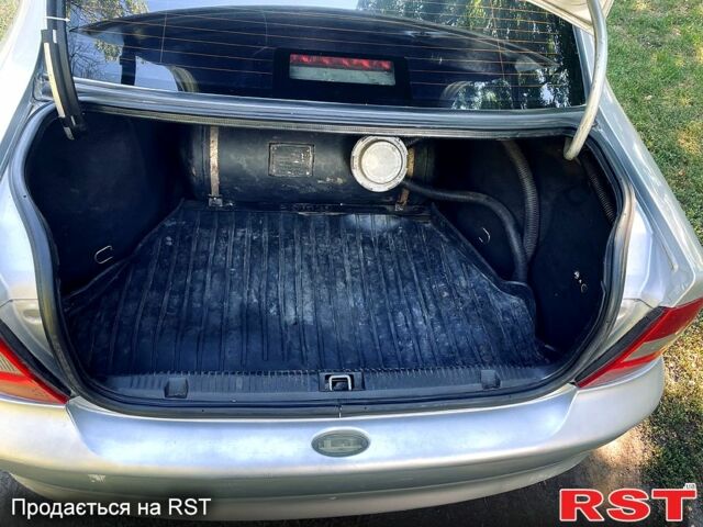 Опель Вектра 1997 в Первомайском на Automoto.ua Серый Опель Вектра, объемом двигателя 2 л и пробегом 200 тыс. км за 2299 $, фото 8 на Automoto.ua