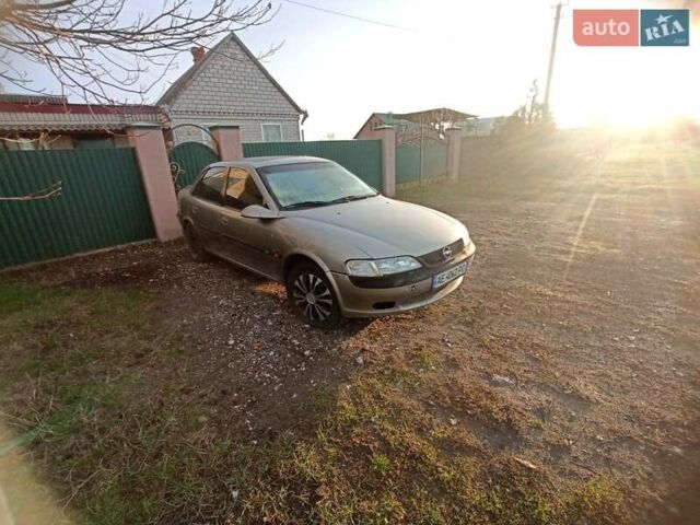 Серый Опель Вектра, объемом двигателя 2 л и пробегом 250 тыс. км за 1350 $, фото 2 на Automoto.ua