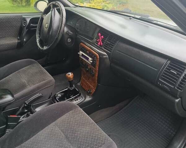 Сірий Опель Вектра, об'ємом двигуна 0 л та пробігом 340 тис. км за 2150 $, фото 4 на Automoto.ua