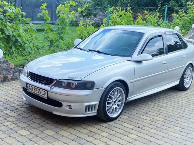 Сірий Опель Вектра, об'ємом двигуна 2 л та пробігом 98 тис. км за 3500 $, фото 5 на Automoto.ua