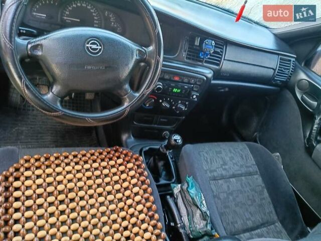 Сірий Опель Вектра, об'ємом двигуна 1.6 л та пробігом 350 тис. км за 1700 $, фото 11 на Automoto.ua