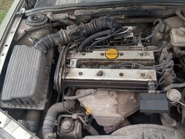 Сірий Опель Вектра, об'ємом двигуна 0 л та пробігом 2 тис. км за 800 $, фото 3 на Automoto.ua