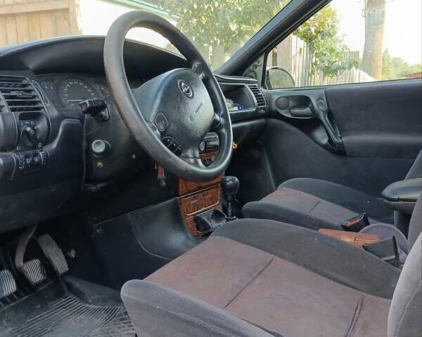 Сірий Опель Вектра, об'ємом двигуна 2 л та пробігом 367 тис. км за 2200 $, фото 2 на Automoto.ua