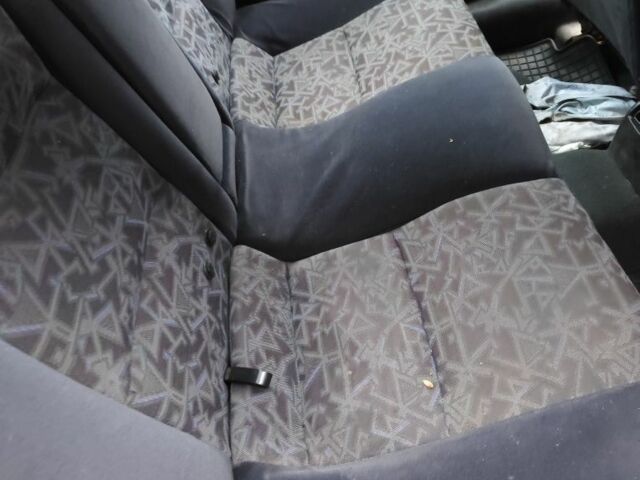 Сірий Опель Вектра, об'ємом двигуна 1 л та пробігом 400 тис. км за 2000 $, фото 8 на Automoto.ua