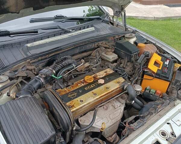 Сірий Опель Вектра, об'ємом двигуна 0 л та пробігом 340 тис. км за 2150 $, фото 7 на Automoto.ua