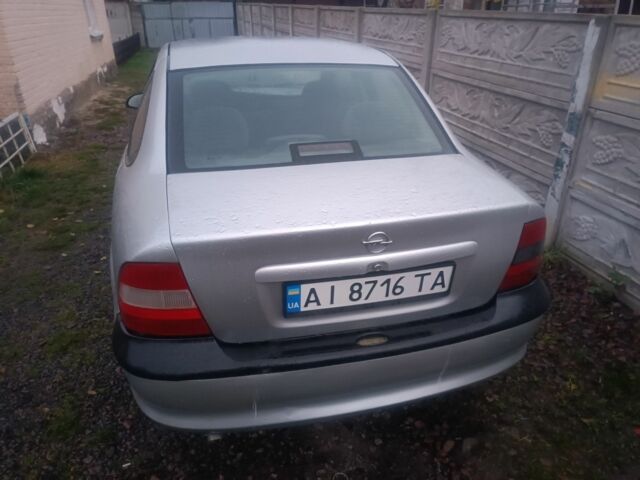 Серый Опель Вектра, объемом двигателя 2 л и пробегом 237 тыс. км за 2200 $, фото 3 на Automoto.ua