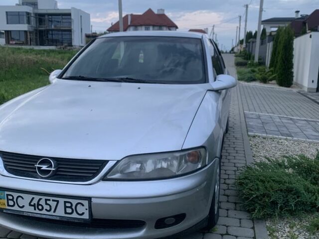 Сірий Опель Вектра, об'ємом двигуна 2.5 л та пробігом 338 тис. км за 2500 $, фото 4 на Automoto.ua