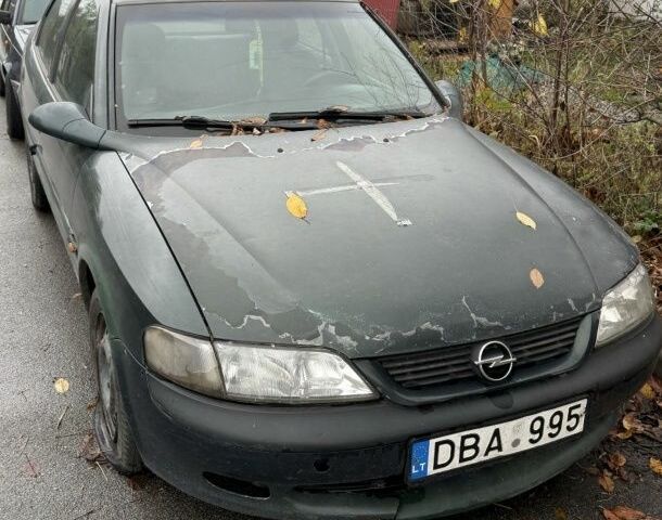 Сірий Опель Вектра, об'ємом двигуна 1 л та пробігом 400 тис. км за 2000 $, фото 2 на Automoto.ua