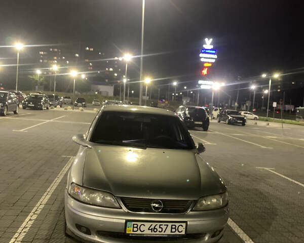 Сірий Опель Вектра, об'ємом двигуна 2.5 л та пробігом 338 тис. км за 2200 $, фото 1 на Automoto.ua