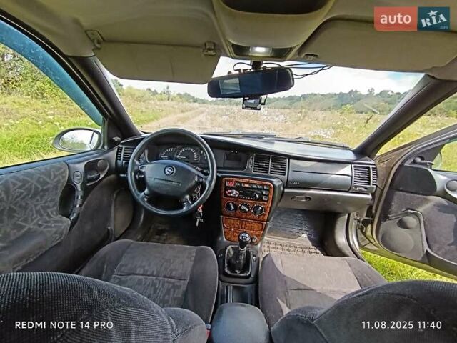Сірий Опель Вектра, об'ємом двигуна 1.6 л та пробігом 328 тис. км за 2200 $, фото 4 на Automoto.ua