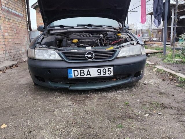 Сірий Опель Вектра, об'ємом двигуна 2 л та пробігом 160 тис. км за 500 $, фото 3 на Automoto.ua
