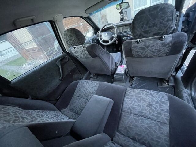 Серый Опель Вектра, объемом двигателя 1.6 л и пробегом 279 тыс. км за 2250 $, фото 6 на Automoto.ua