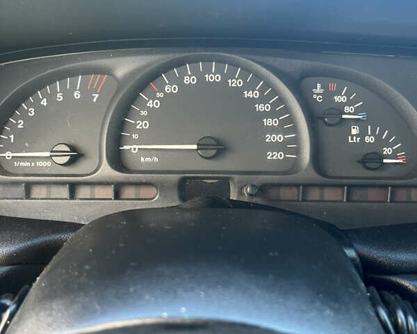 Сірий Опель Вектра, об'ємом двигуна 1.8 л та пробігом 288 тис. км за 2450 $, фото 9 на Automoto.ua