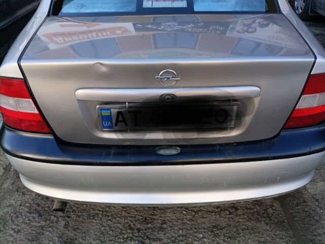 Серый Опель Вектра, объемом двигателя 2 л и пробегом 350 тыс. км за 1800 $, фото 3 на Automoto.ua
