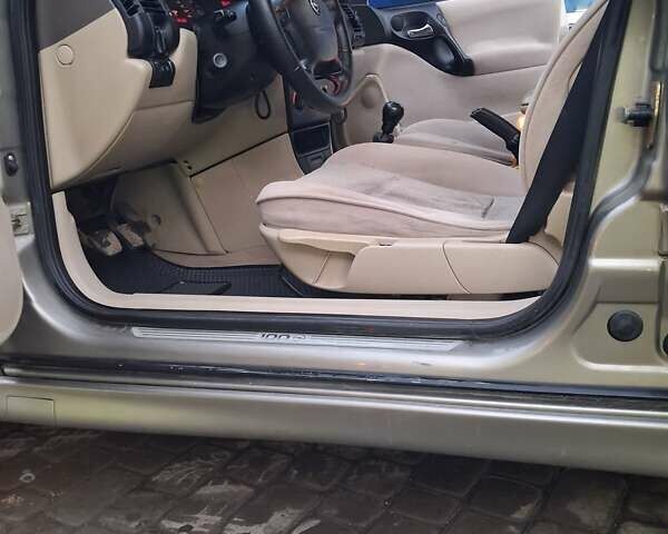 Серый Опель Вектра, объемом двигателя 1.6 л и пробегом 375 тыс. км за 3350 $, фото 6 на Automoto.ua