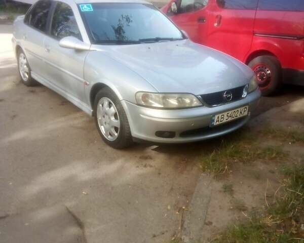 Сірий Опель Вектра, об'ємом двигуна 2 л та пробігом 334 тис. км за 2900 $, фото 7 на Automoto.ua