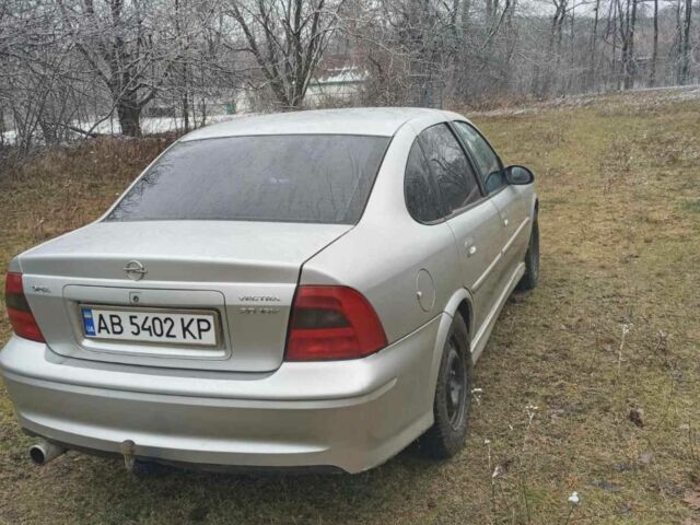 Сірий Опель Вектра, об'ємом двигуна 2 л та пробігом 334 тис. км за 2900 $, фото 5 на Automoto.ua