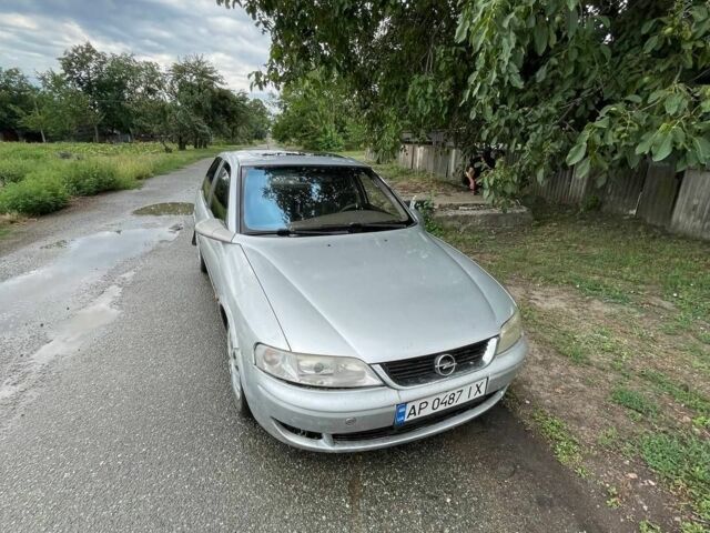 Серый Опель Вектра, объемом двигателя 2 л и пробегом 189 тыс. км за 1450 $, фото 12 на Automoto.ua