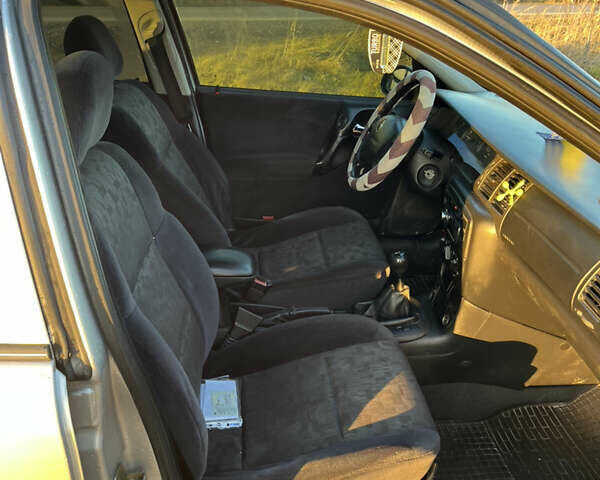 Сірий Опель Вектра, об'ємом двигуна 1.8 л та пробігом 357 тис. км за 2300 $, фото 5 на Automoto.ua