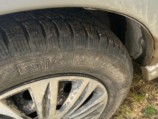 Серый Опель Вектра, объемом двигателя 2 л и пробегом 200 тыс. км за 1700 $, фото 8 на Automoto.ua