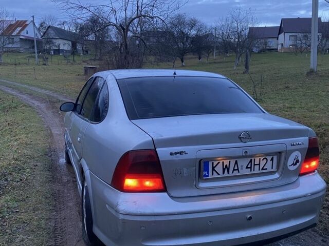 Сірий Опель Вектра, об'ємом двигуна 2 л та пробігом 3 тис. км за 1100 $, фото 6 на Automoto.ua