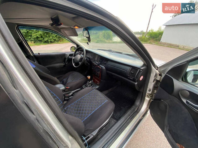 Сірий Опель Вектра, об'ємом двигуна 1.8 л та пробігом 498 тис. км за 2650 $, фото 4 на Automoto.ua